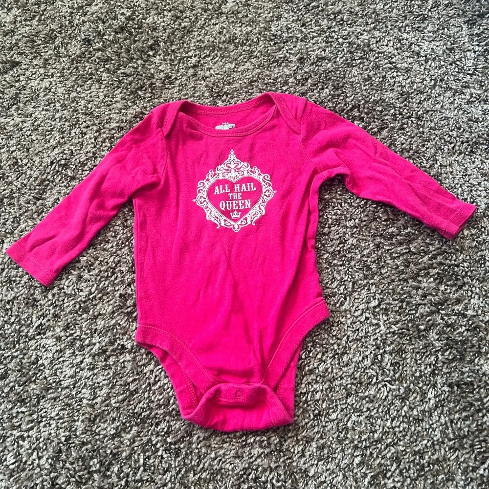 Queen onesie